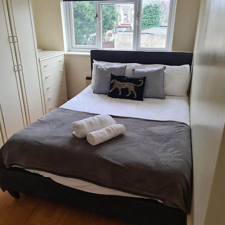 Sav Apartments Watford ワトフォード 部屋 写真